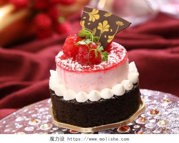 美食餐饮食物甜品生日蛋糕背景图片